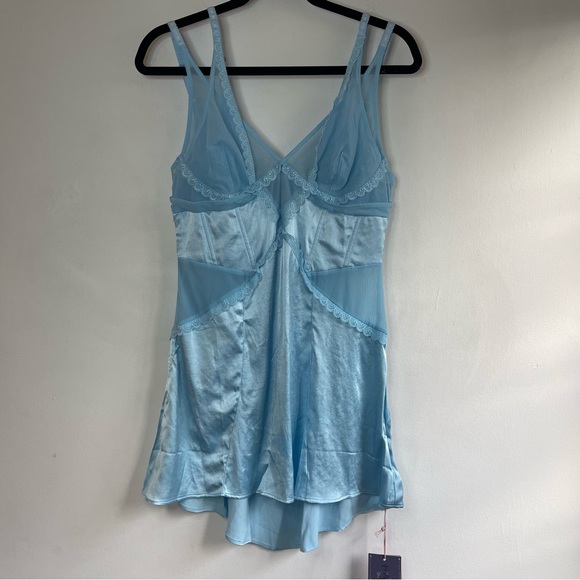 NWT✨Voight Twin Flame Lingerie Dress - Picture 6 of 13